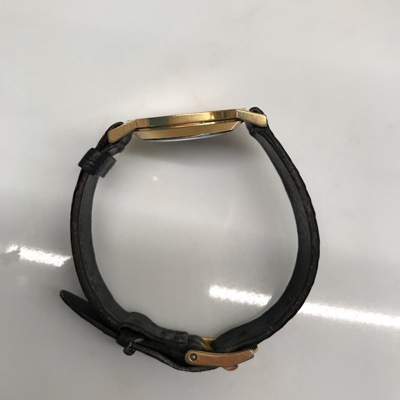 🎉HP🎉Movado Museum ladies watch yellow gold - Picture 9 of 13